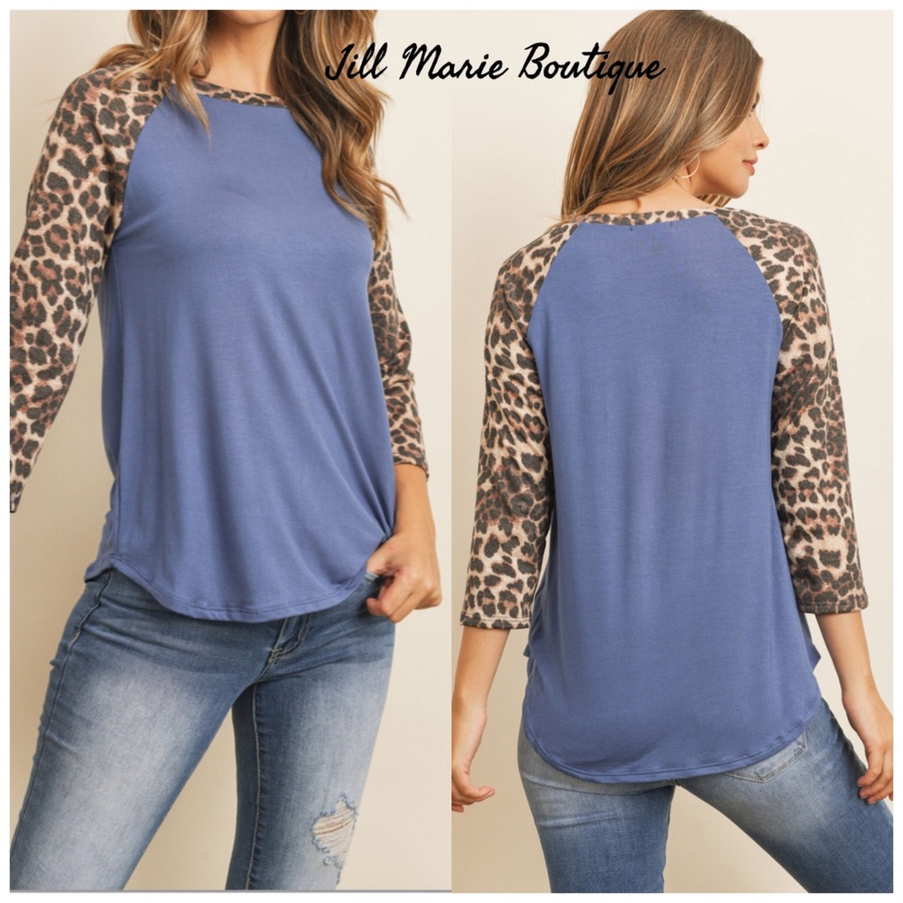 Leopard sleeve top NWT